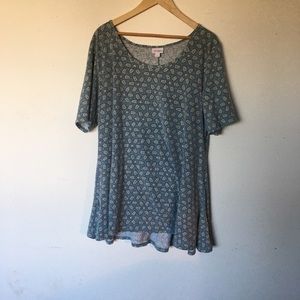 NWOT LuLaRoe Top